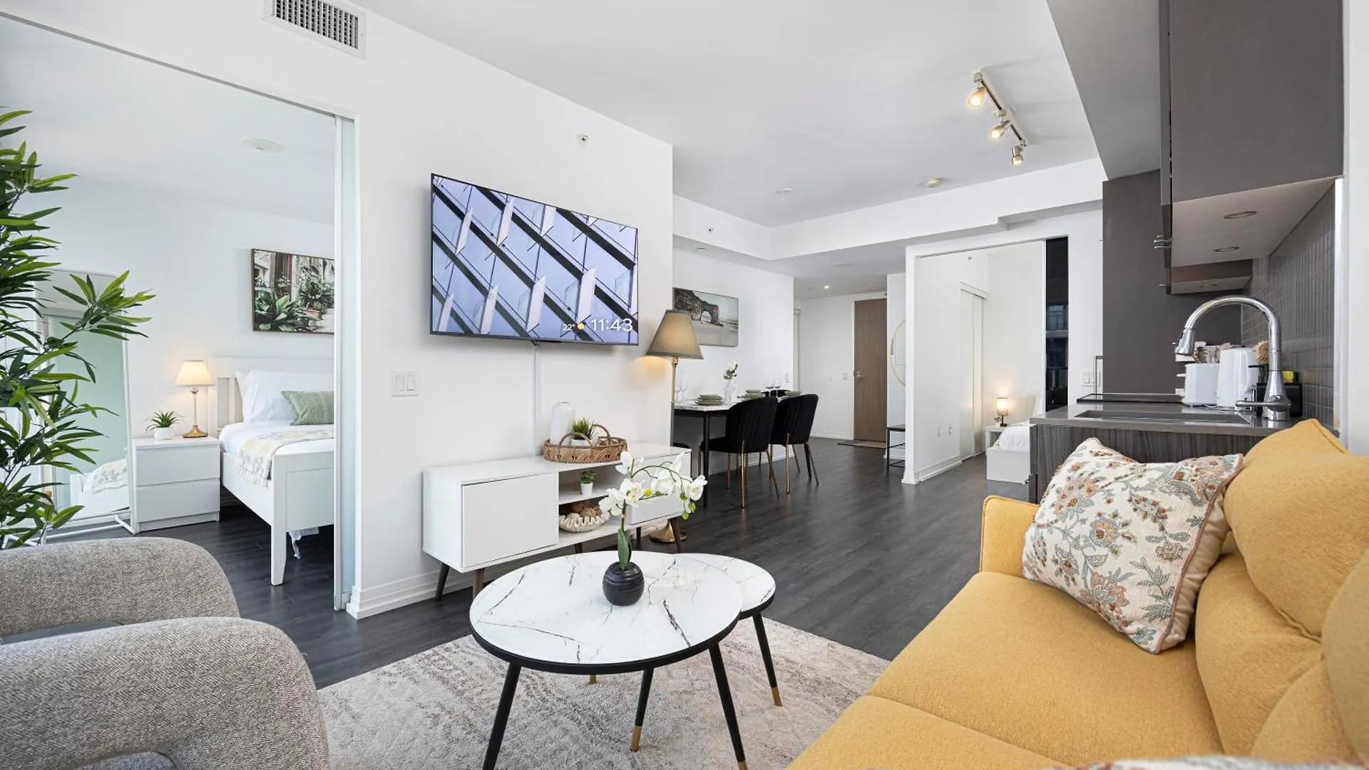 2Br Luxury & Modern Suite 5 Minutes From Eaton Center Toronto 0*,